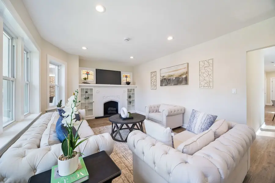 8429 S Dante Avenue, Chicago, IL 60619 - #3