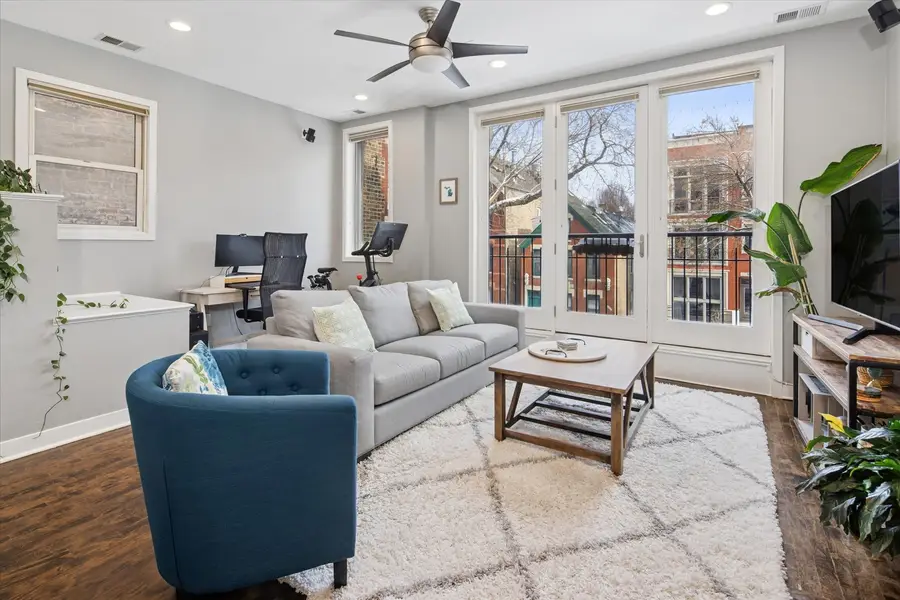 1054 N Hermitage Avenue #2, Chicago, IL 60622 - Image #2