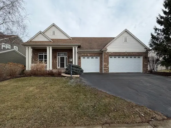 4 Kenilworth Court, Cary, IL 60013