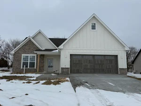 1905 S Stone Creek Boulevard, Urbana, IL 61802