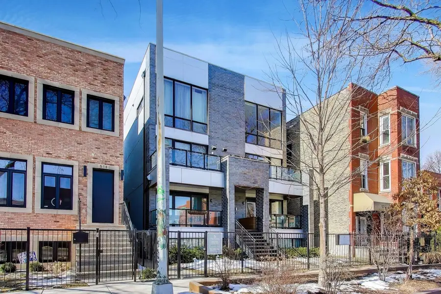 520 N Oakley Boulevard #3N, Chicago, IL 60612 - #2