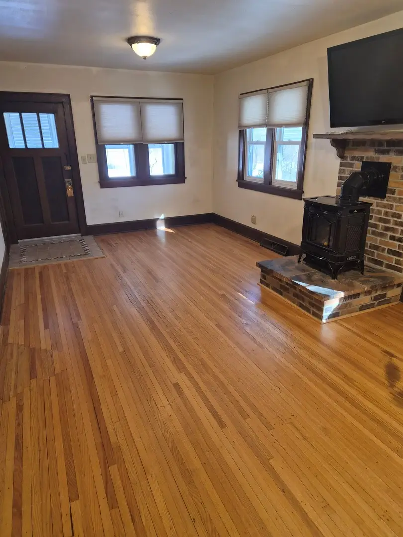 810 Camlin Avenue, Rockford, IL 61103 - #3