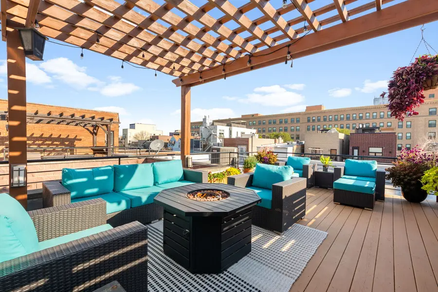 2415 N Janssen Avenue #D, Chicago, IL 60614 - #3