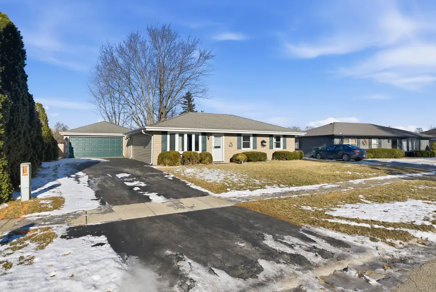 1255 Albert Dottavio Drive, Joliet, IL 60431 - Image #2