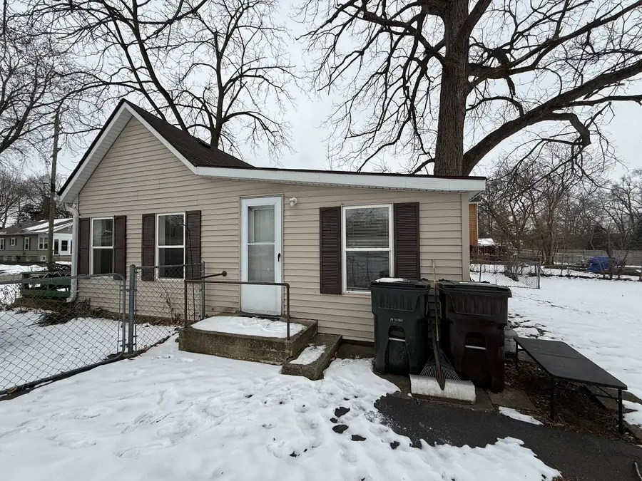 907 Center Street, McHenry, IL 60050 - #2