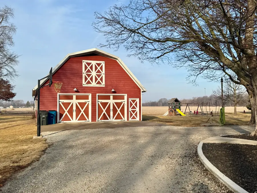 206 N Linn Street, Princeton, IL 61356 - #2