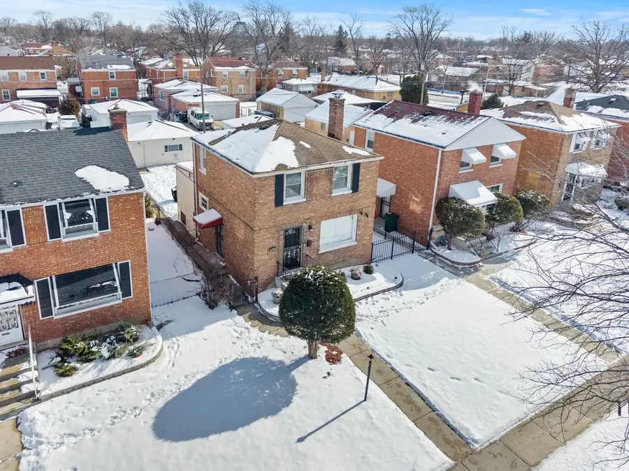 2023 S 23rd Avenue, Broadview, IL 60155 - #2