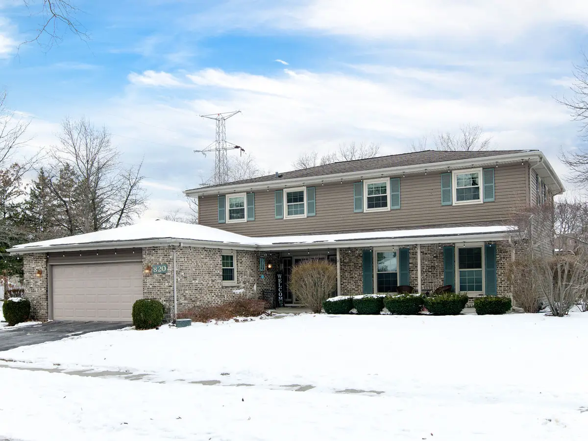 820 N Sanborn Drive, Palatine, IL 60074 - Image #1