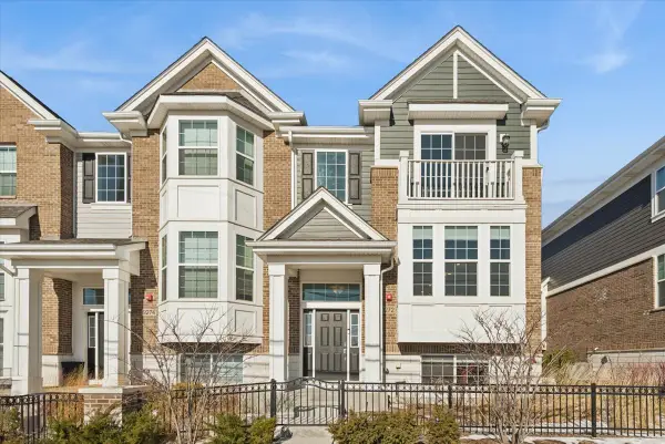 9272 143rd Street, Orland Park, IL 60462