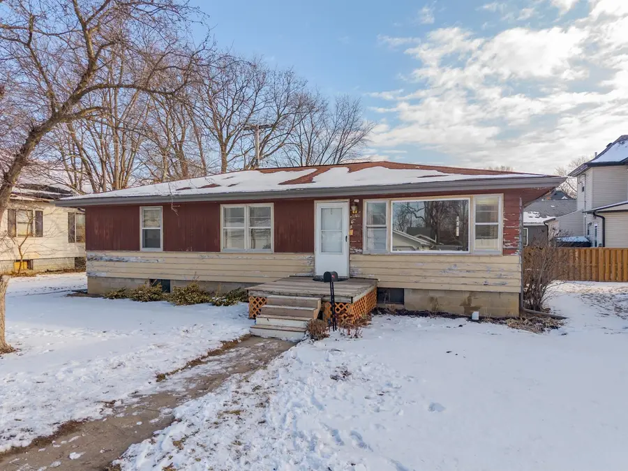 610 S Oak Street, Pontiac, IL 61764 - #3