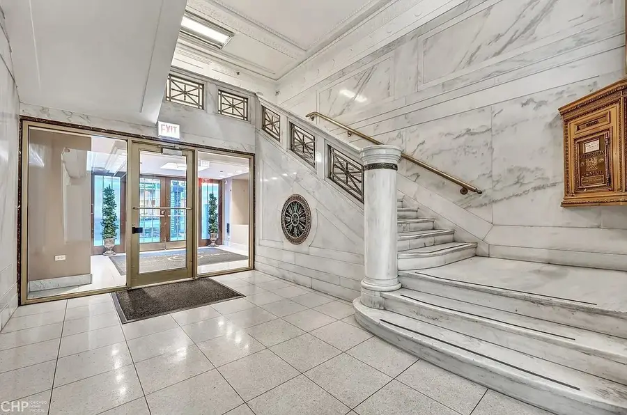 5 N Wabash Avenue #1206, Chicago, IL 60602 - #2