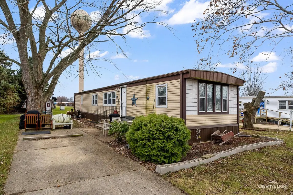 5 Hickory Lane, Sandwich, IL 60548 - #1