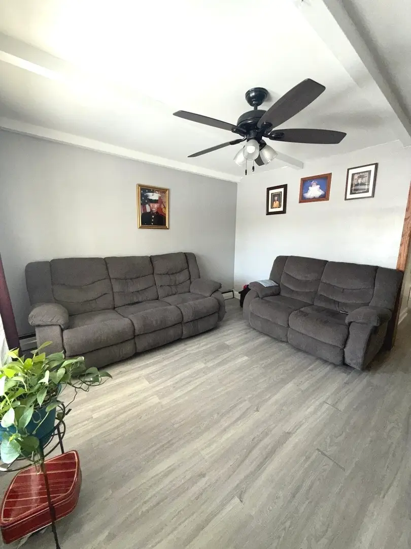 Address Withheld By Seller, Chicago, IL 60617 - Image #3