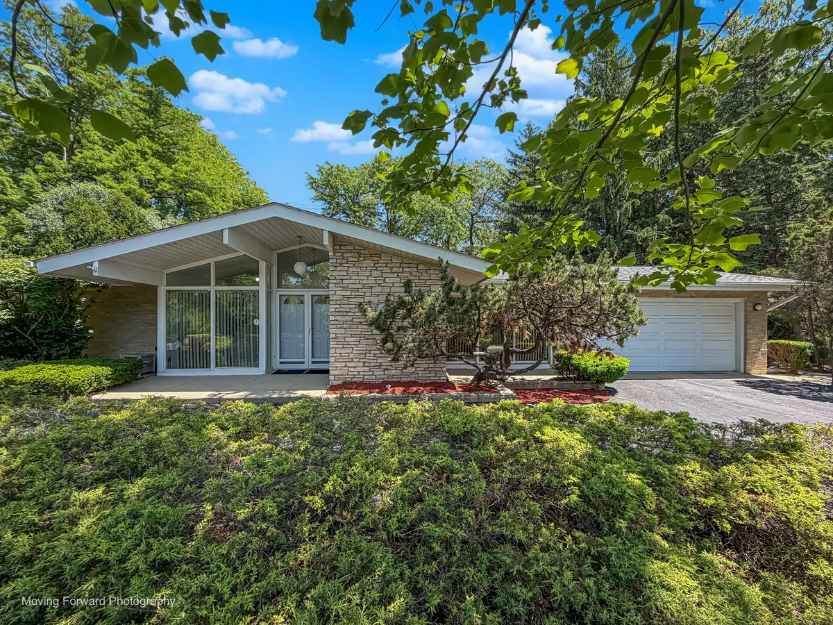6363 S Keokuk Road, Indian Head Park, IL 60525 - #1