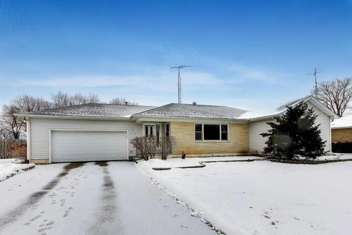 6212 Main Street, Union, IL 60180 - Image #1