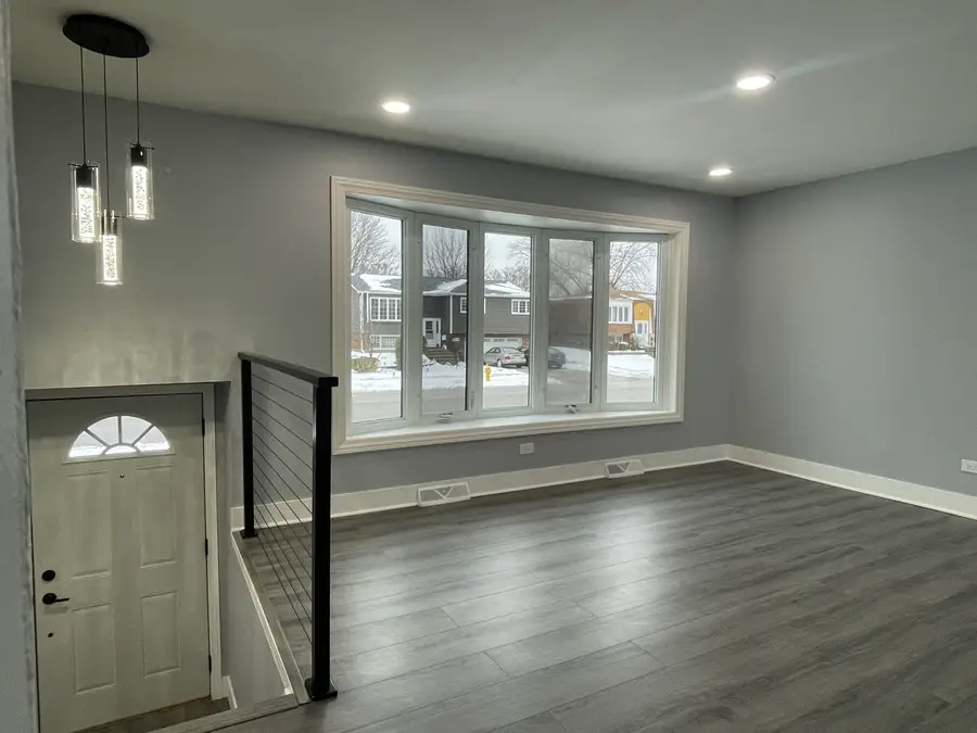 7454 160th Street, Tinley Park, IL 60477 - Image #2