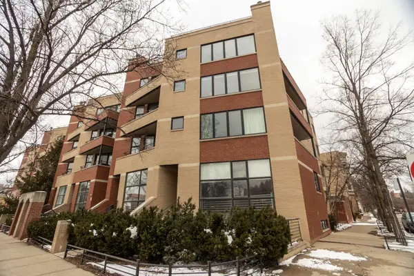 Address Withheld By Seller, Chicago, IL 60642