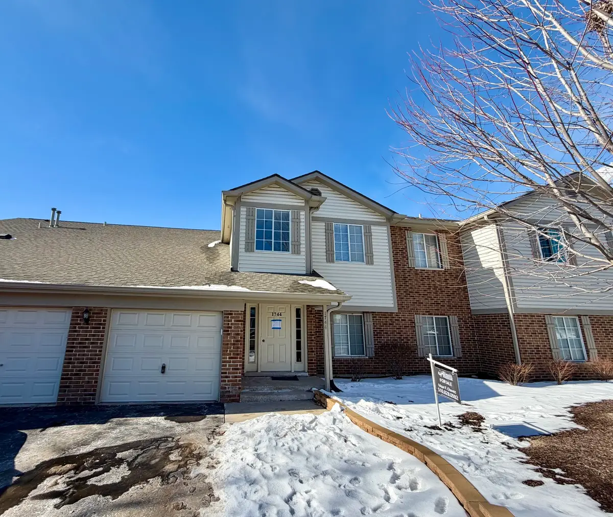 1744 Chesapeake Lane #4, Schaumburg, IL 60193 - Image #1