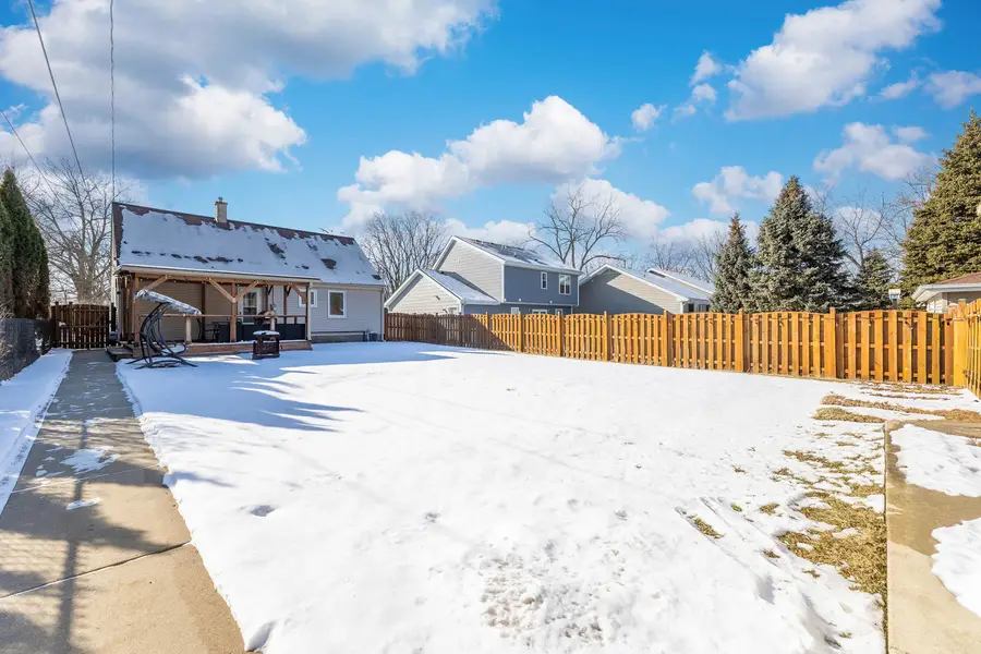 202 N Oakwood Avenue, Willow Springs, IL 60480 - #2