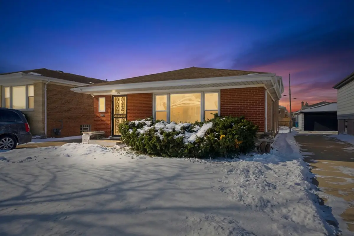 288 Calhoun Avenue, Calumet City, IL 60409 - #1