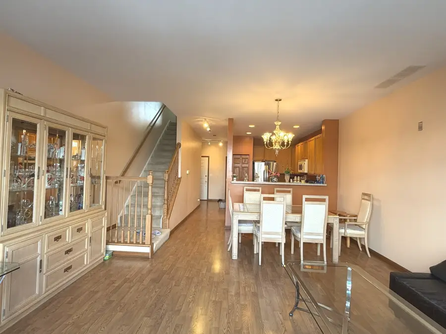 864 Genesee Drive #864, Naperville, IL 60563 - Image #3