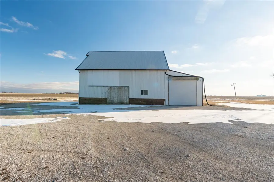 10788 N 1000 East Road, Chenoa, IL 61726 - #3