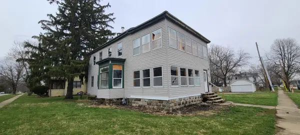 421 7th Avenue W, Rochelle, IL 61068