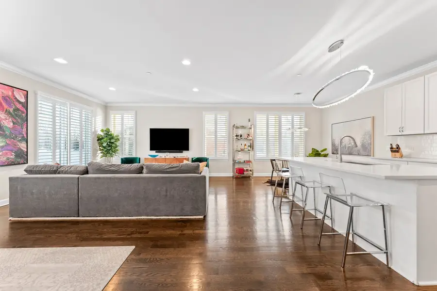 826 Chestnut Street, Deerfield, IL 60015 - #2