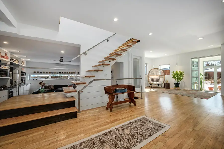 525 Berkeley Road, Riverside, IL 60546 - #2