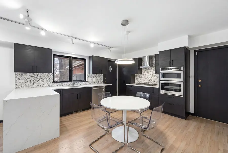 1927 Warrenville Road, Lisle, IL 60532 - #3