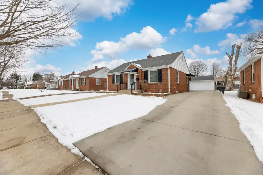 1617 Glenwood Avenue, Joliet, IL 60435 - Image #2