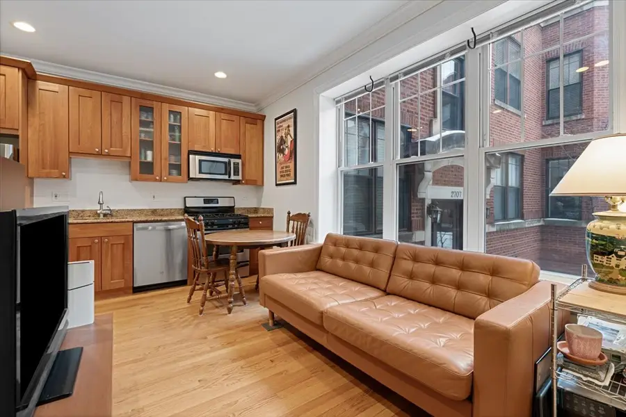 2707 N Mildred Avenue #1B, Chicago, IL 60614 - Image #2