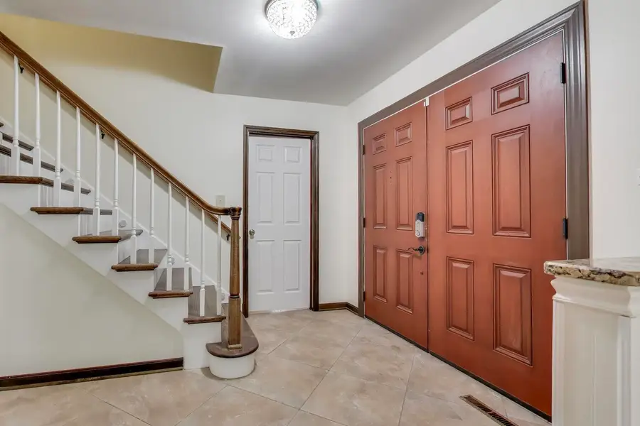 511 Mark Lane, Downers Grove, IL 60516 - #3