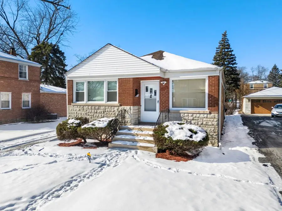 504 N Irving Avenue, Hillside, IL 60162 - #3