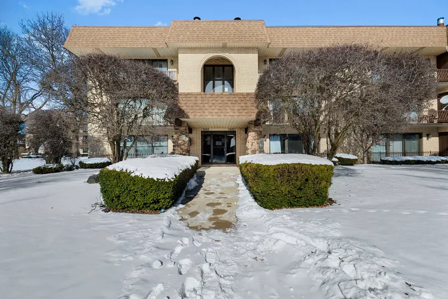 7426 W 153rd Street #2, Orland Park, IL 60462 - Image #2