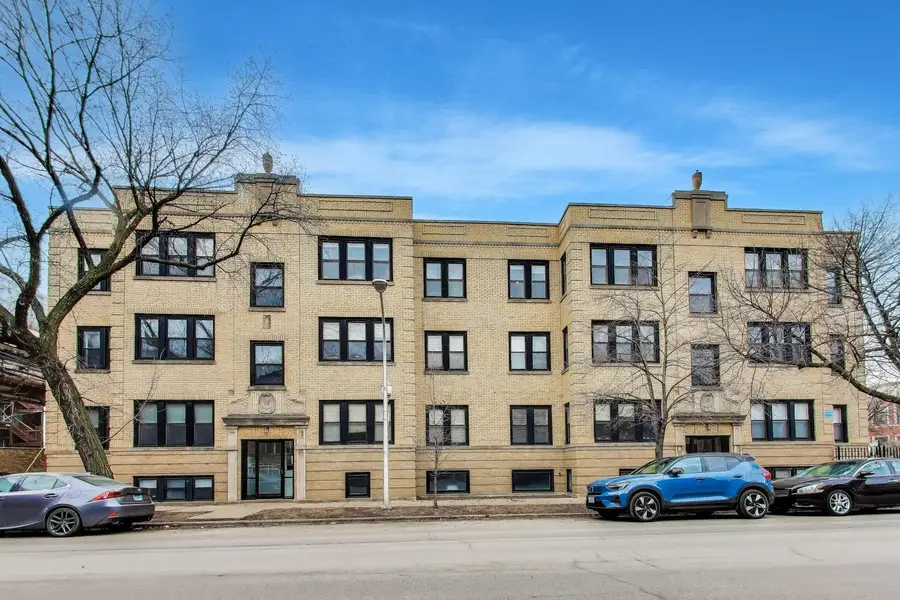 Address Withheld By Seller, Chicago, IL 60657 - #3