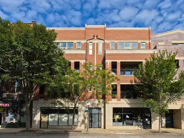 2461 N Lincoln Avenue #2S, Chicago, IL 60614