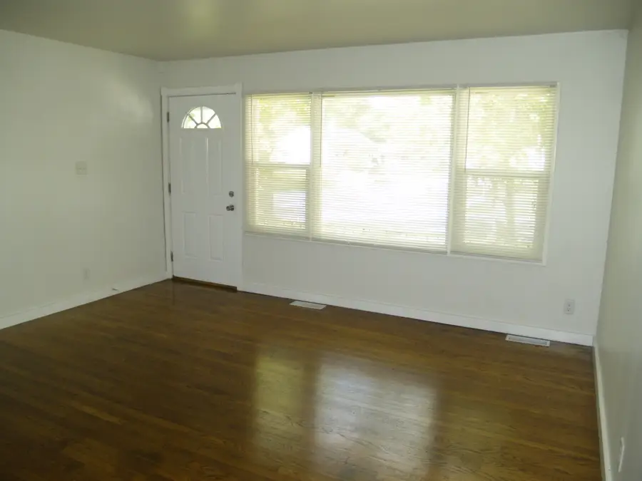 Address Withheld By Seller, Sauk Village, IL 60411 - #2