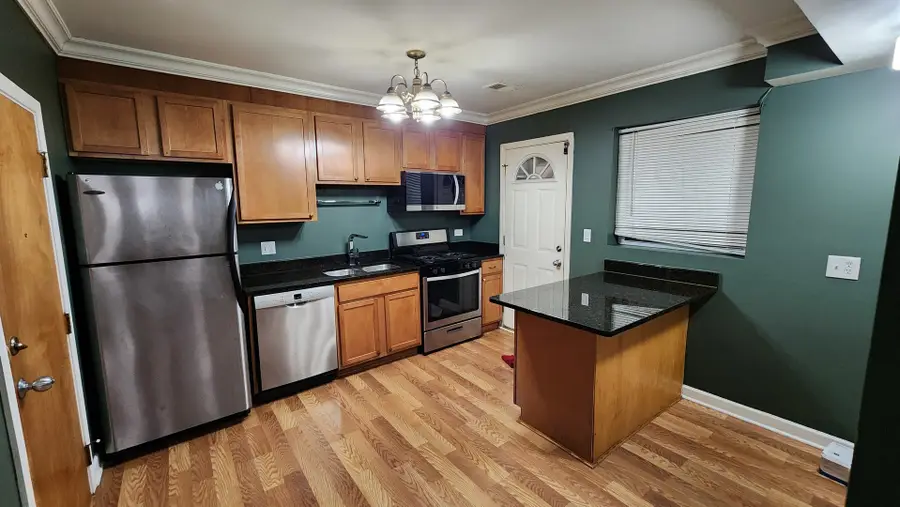 2259 W Rosemont Avenue #G, Chicago, IL 60659 - Image #2