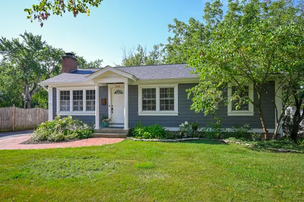 295 Cottage Avenue, Glen Ellyn, IL 60137