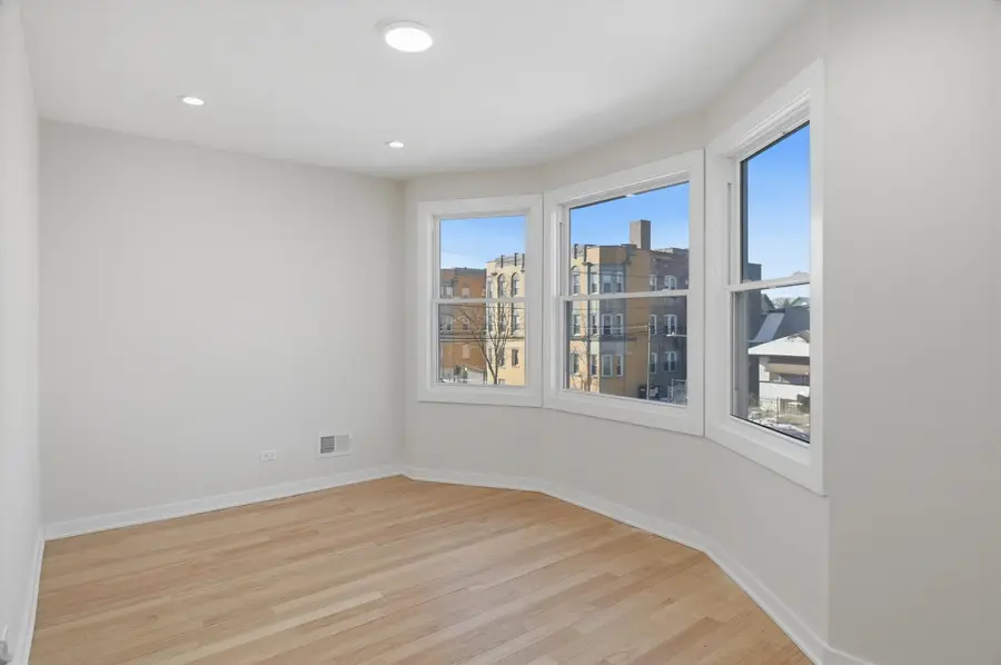 821 N Lockwood Avenue, Chicago, IL 60651 - #3