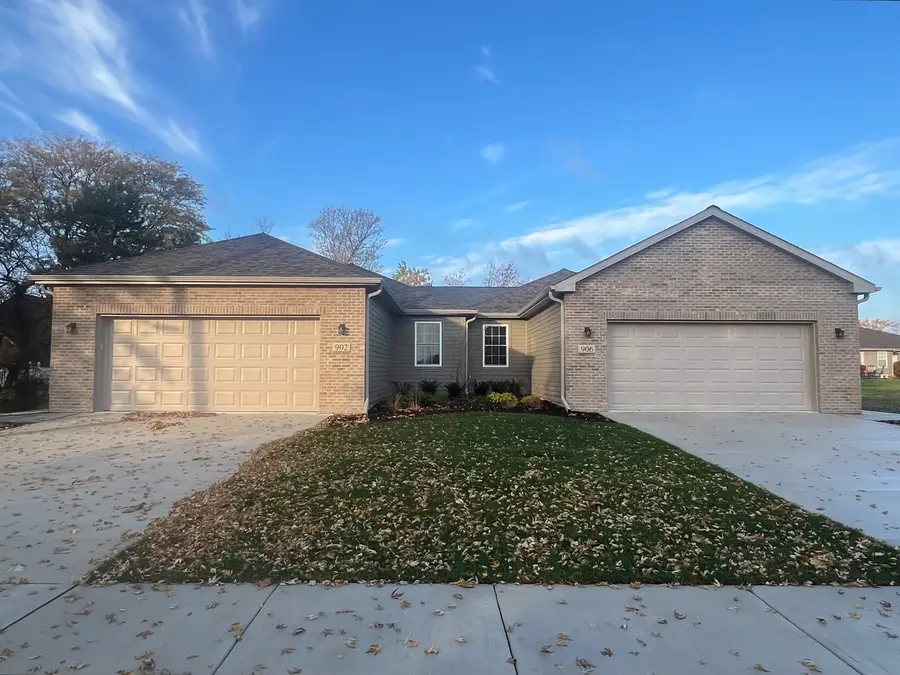 902 Lange Avenue, Beecher, IL 60401 - #2
