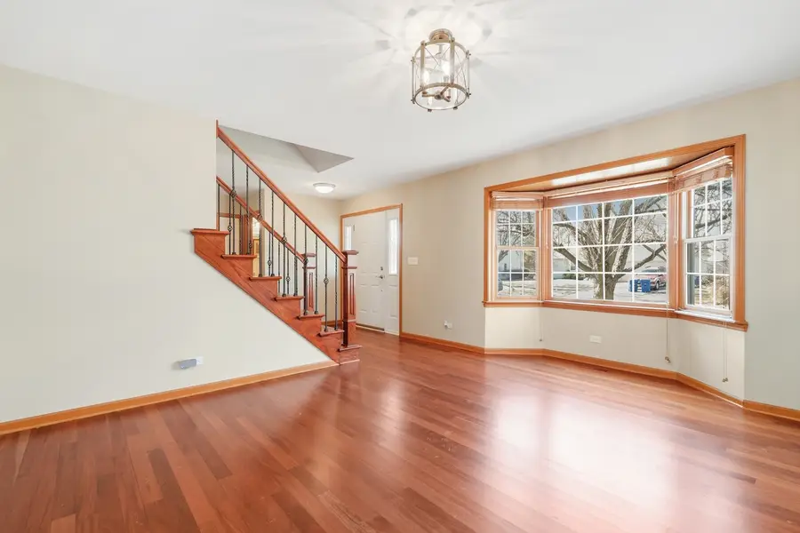 425 Cambridge Avenue, Elburn, IL 60119 - #2