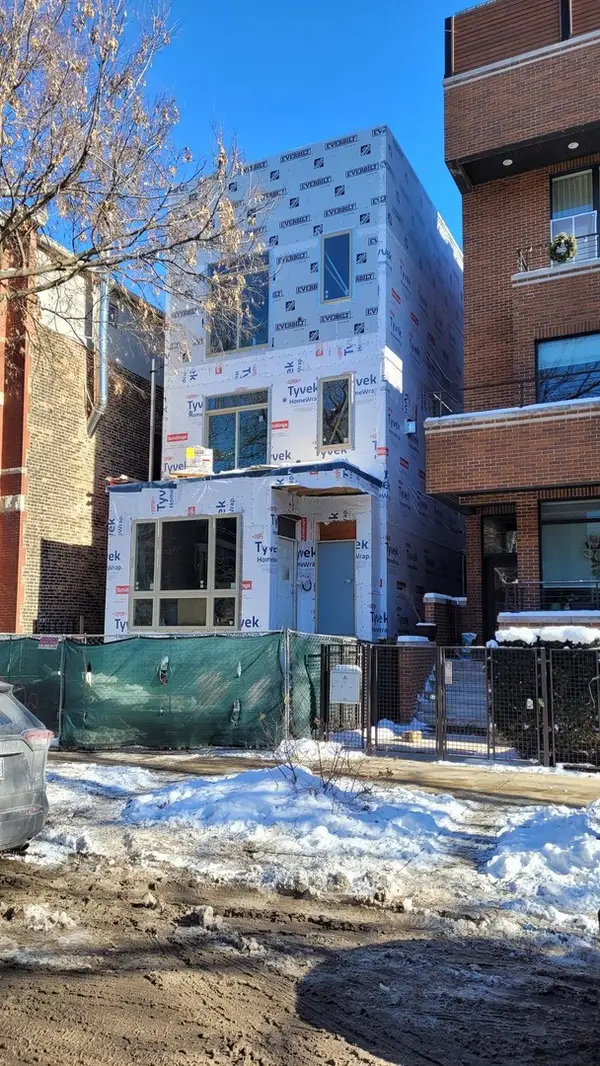 Address Withheld By Seller, Chicago, IL 60622