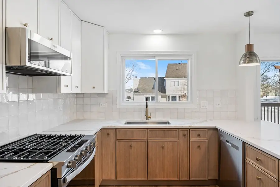 800 Big Bear Trail, Cary, IL 60013 - Image #2