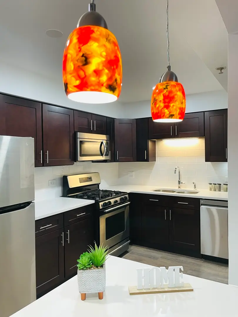 126 S La Londe Avenue #2B, Addison, IL 60101 - Image #2