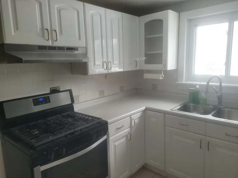 6835 Plumtree Lane, Hanover Park, IL 60133 - #2