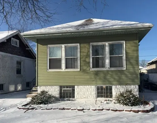 10854 S Eggleston Avenue, Chicago, IL 60628 - Image #1