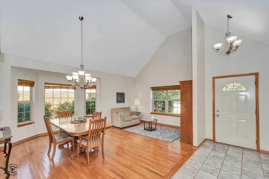 8057 W Duane Drive, Frankfort, IL 60423 - #3