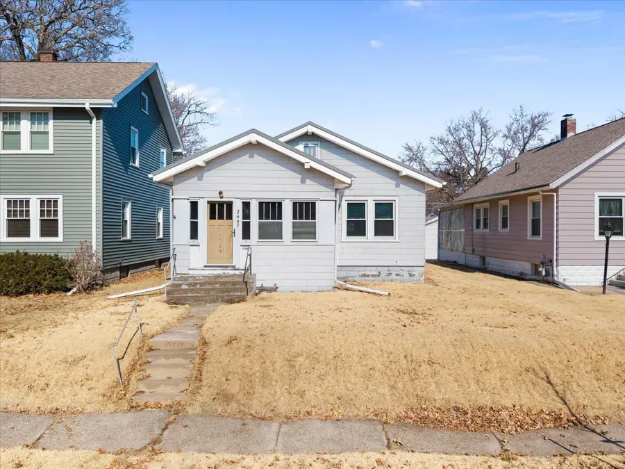 2449 21st Avenue, Rock Island, IL 61201 - #2